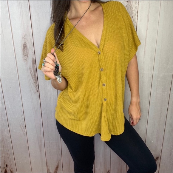 ✨LAST ONE!✨ The Anais Top - Picture 4 of 8